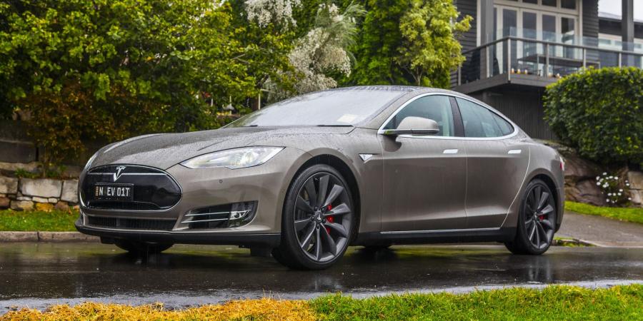  Tesla Model S P85D 2014 года  (AU) (фото 5 из 19)